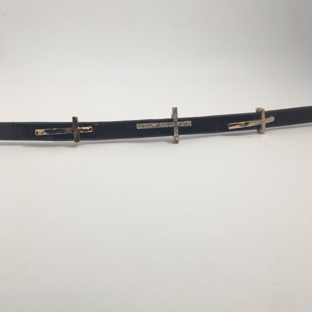 Bracelet with crosses